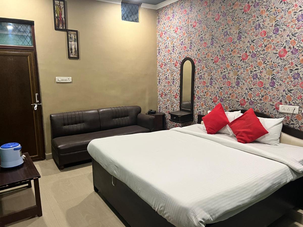 Jk Mahal Hotell Allāhābād Junction Eksteriør bilde
